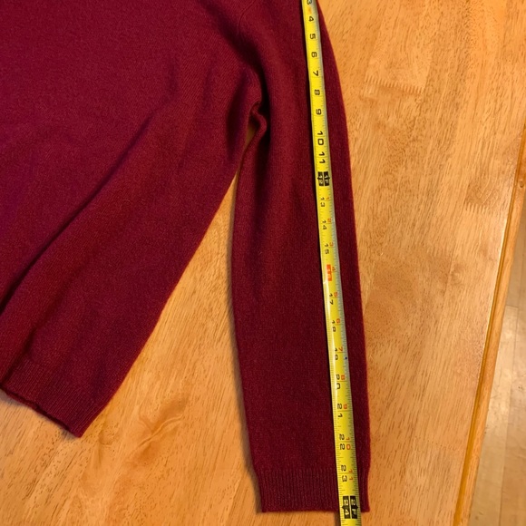 🎀 New MORGAN TAYLOR 100% Cashmere Burgundy SWEATER Turtleneck size L - Picture 5 of 7